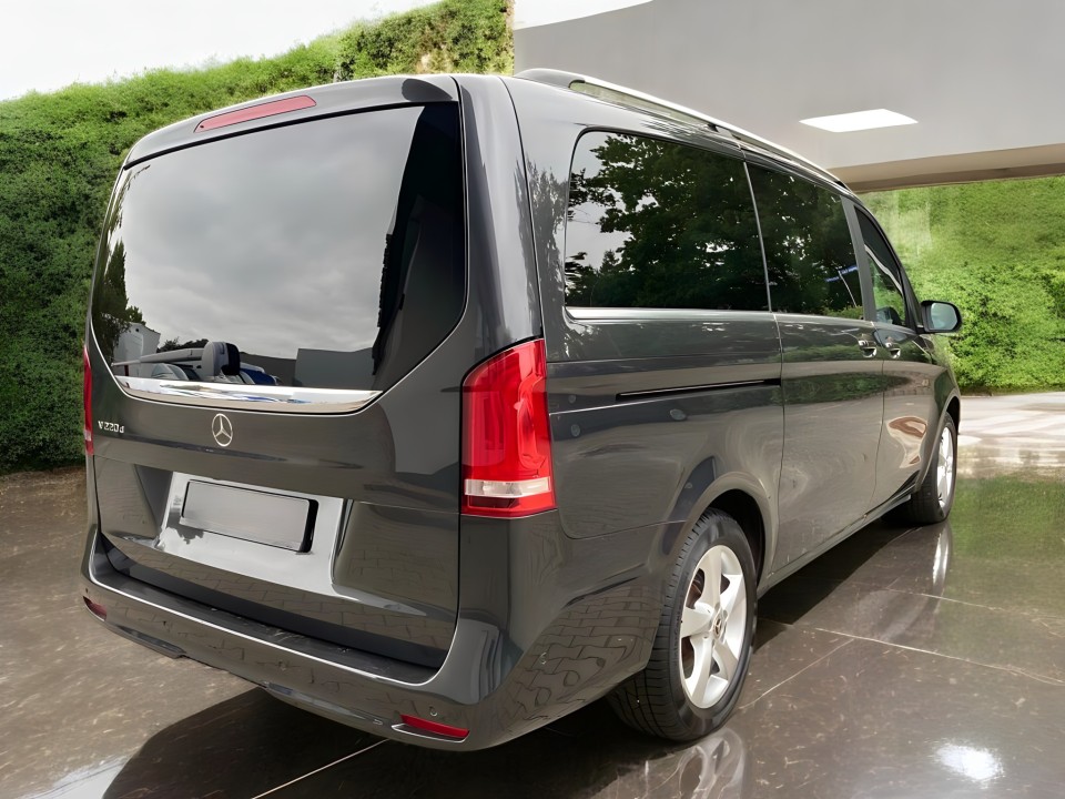 Mercedes-Benz V 220d Avantgarde Long (2)