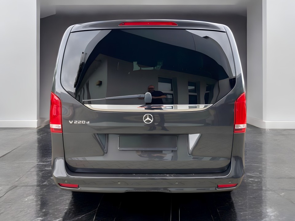 Mercedes-Benz V 220d Avantgarde Long (3)
