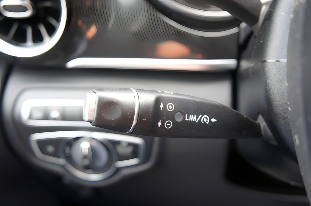 Mercedes-Benz V 220d 4MATIC Edition Long - foto 17