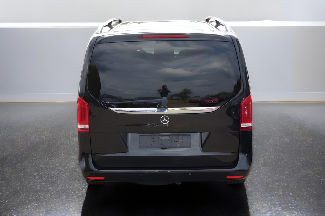 Mercedes-Benz V 220d 4MATIC Edition Long (5)