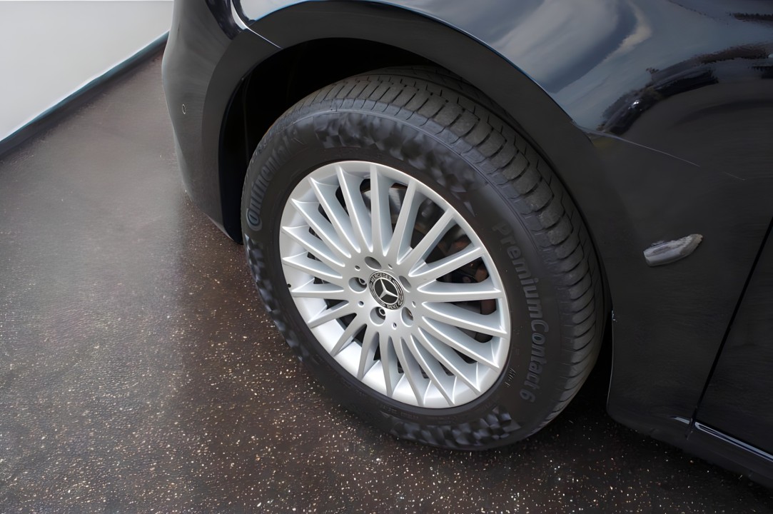 Mercedes-Benz V 220d 4MATIC Edition Long - foto 28