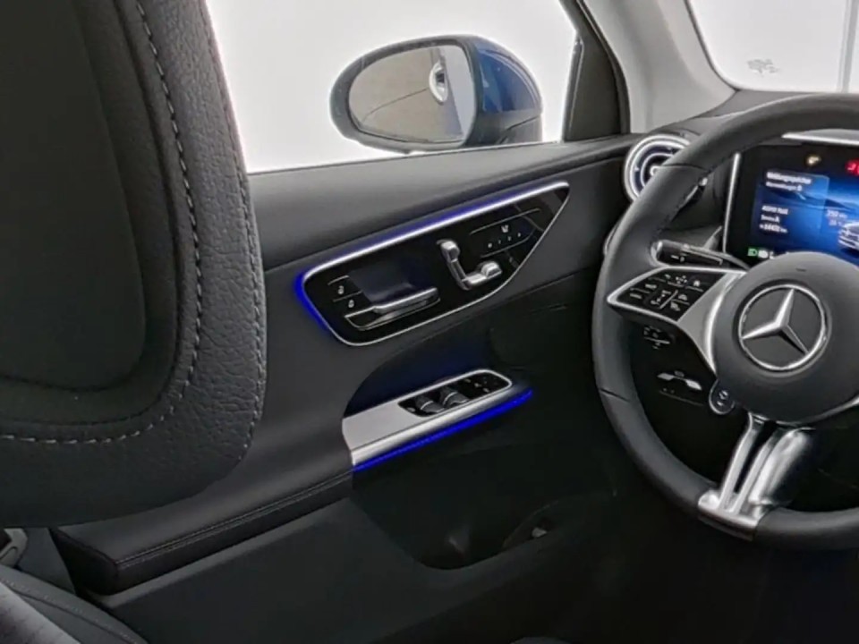 Mercedes-Benz GLC Coupe 300e 4MATIC Avantgarde - foto 6