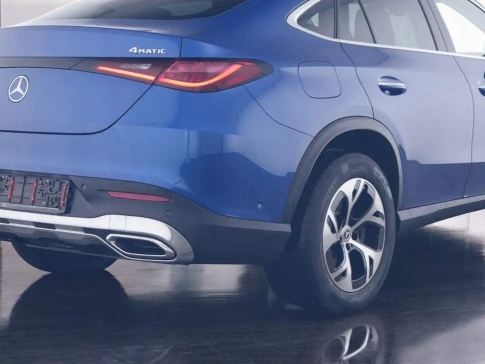 Mercedes-Benz GLC Coupe 300e 4MATIC Avantgarde - foto 9