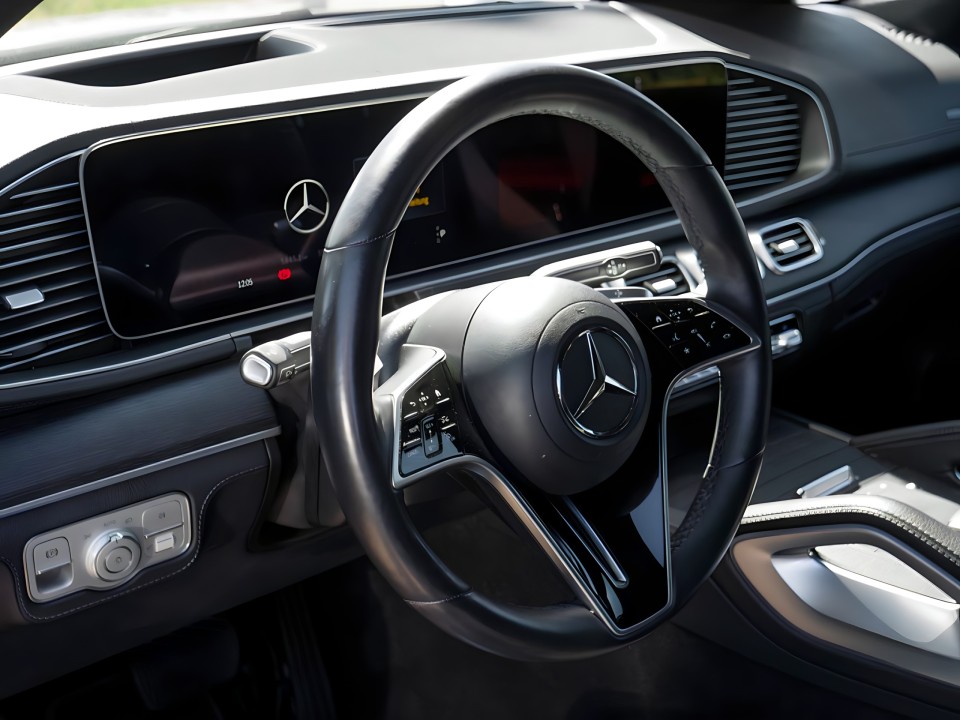Mercedes-Benz GLE Coupe 450d 4MATIC AMG Line - foto 9