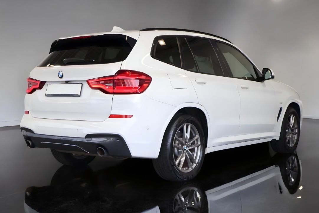 BMW X3 xDrive20i M-Sport (2)