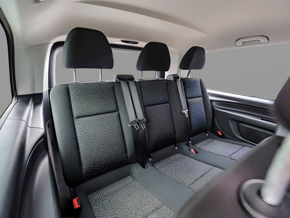 Mercedes-Benz Vito Tourer 114CDI 4x4 Long (5)