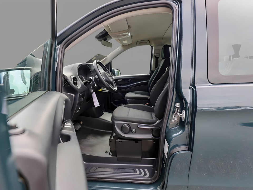 Mercedes-Benz Vito Tourer 114CDI 4x4 Long (3)