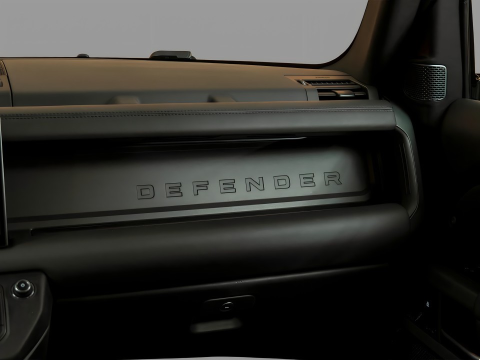 Land Rover Defender 110 X-Dynamic HSE P400e - foto 21