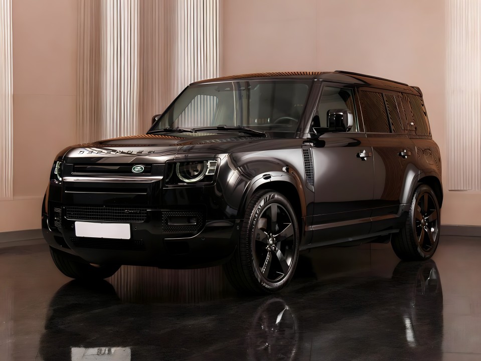Land Rover Defender 110 X-Dynamic HSE P400e - foto 7