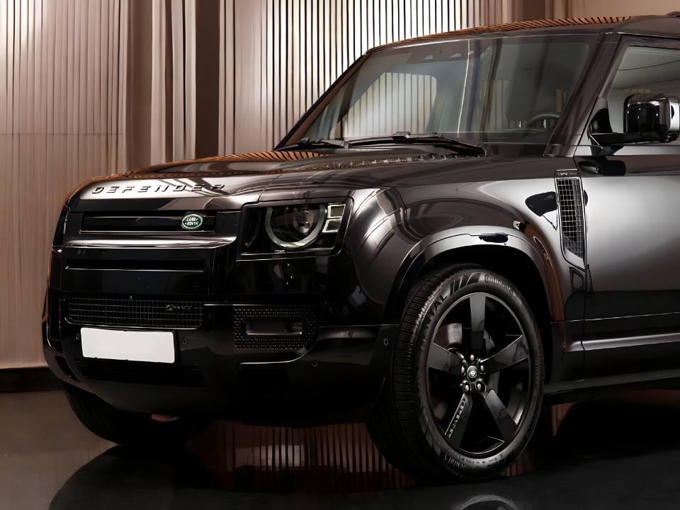 Land Rover Defender 110 X-Dynamic HSE P400e - foto 28