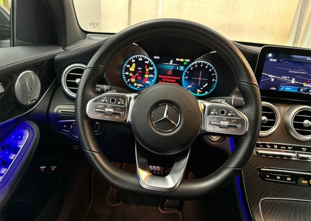 Mercedes-Benz GLC Coupe 300e 4Matic - foto 6
