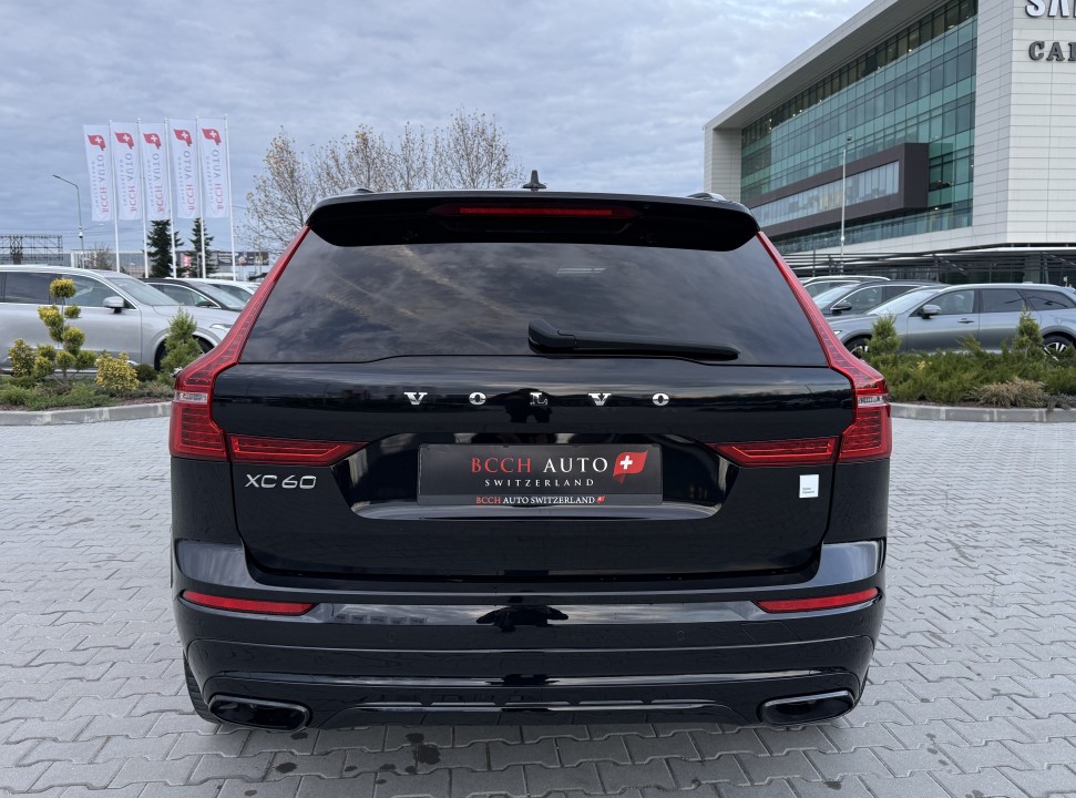 Volvo XC 60 T8 Recharge AWD Polestar Engineered (4)