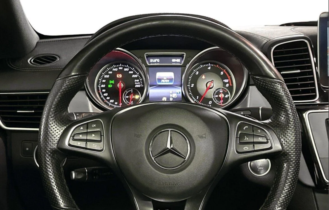 Mercedes-Benz GLE Coupe 350d 4Matic AMG - foto 6