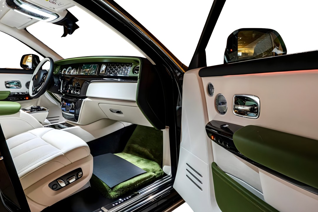 Rolls-Royce Phantom EWB - foto 15