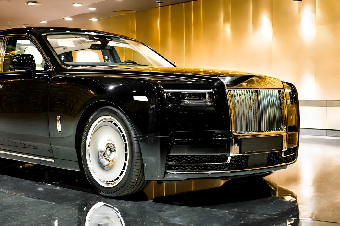 Rolls-Royce Phantom EWB - foto 28