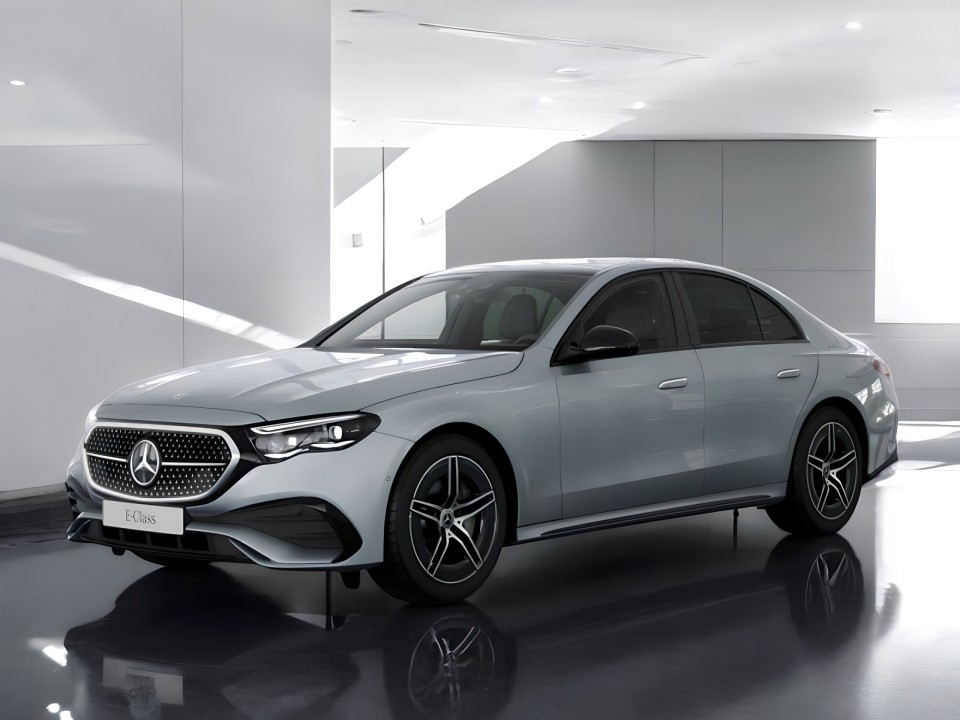 Mercedes-Benz E 400e 4MATIC AMG - foto 11