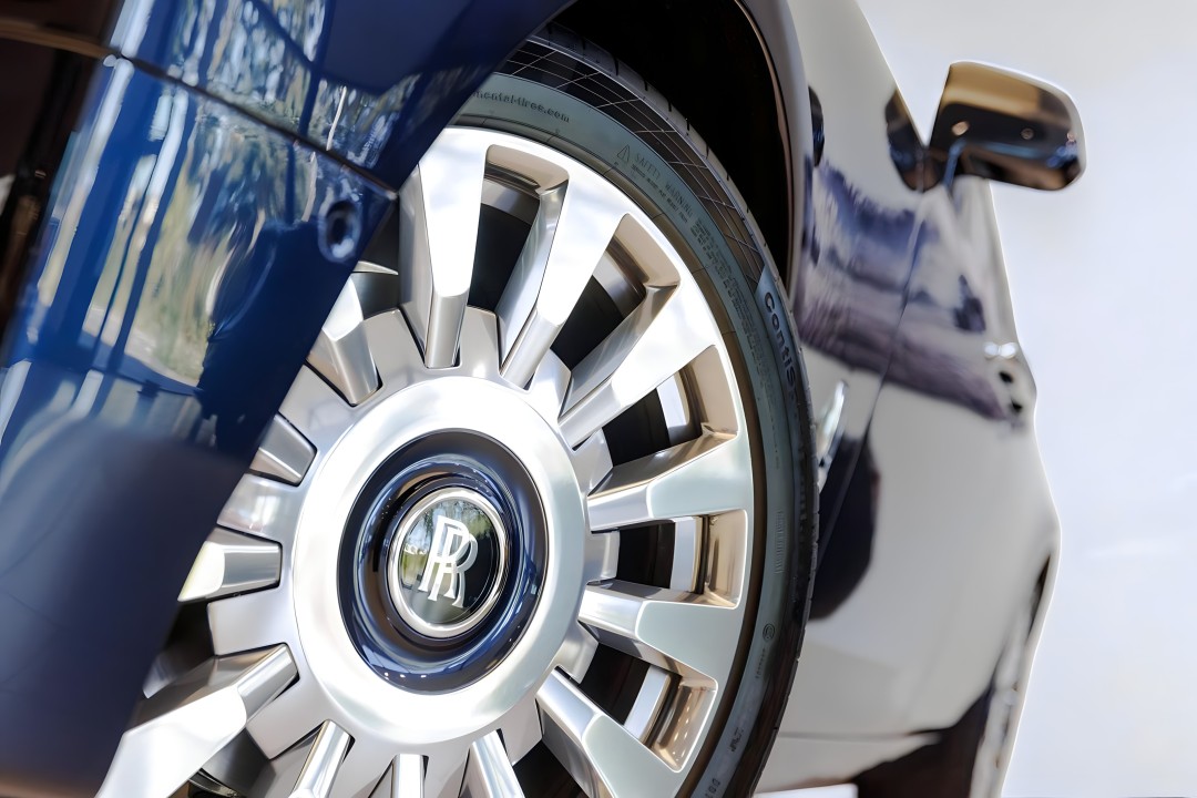 Rolls-Royce Phantom - foto 14