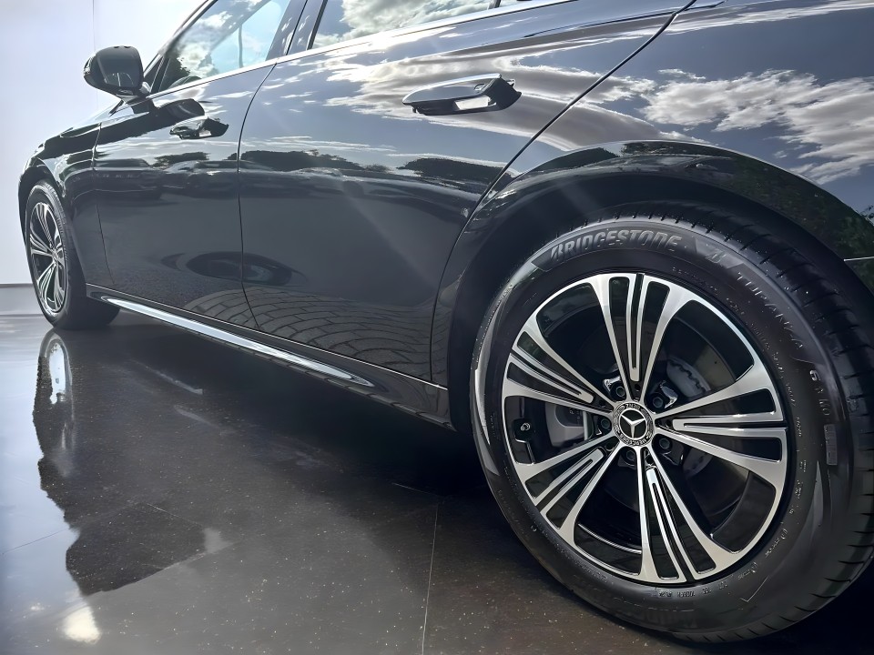 Mercedes-Benz E 450d 4MATIC Avantgarde - foto 17