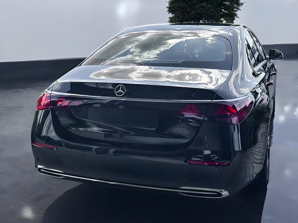 Mercedes-Benz E 450d 4MATIC Avantgarde (3)