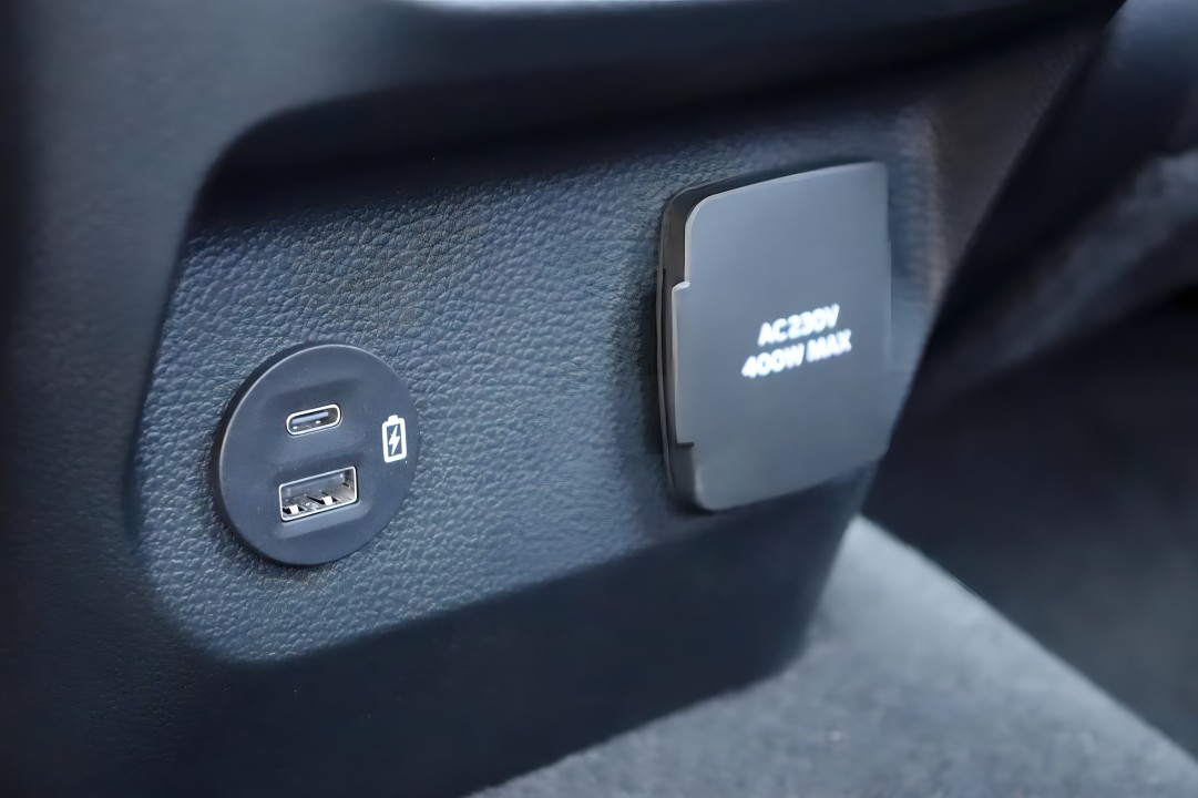 Ford Raptor - foto 37