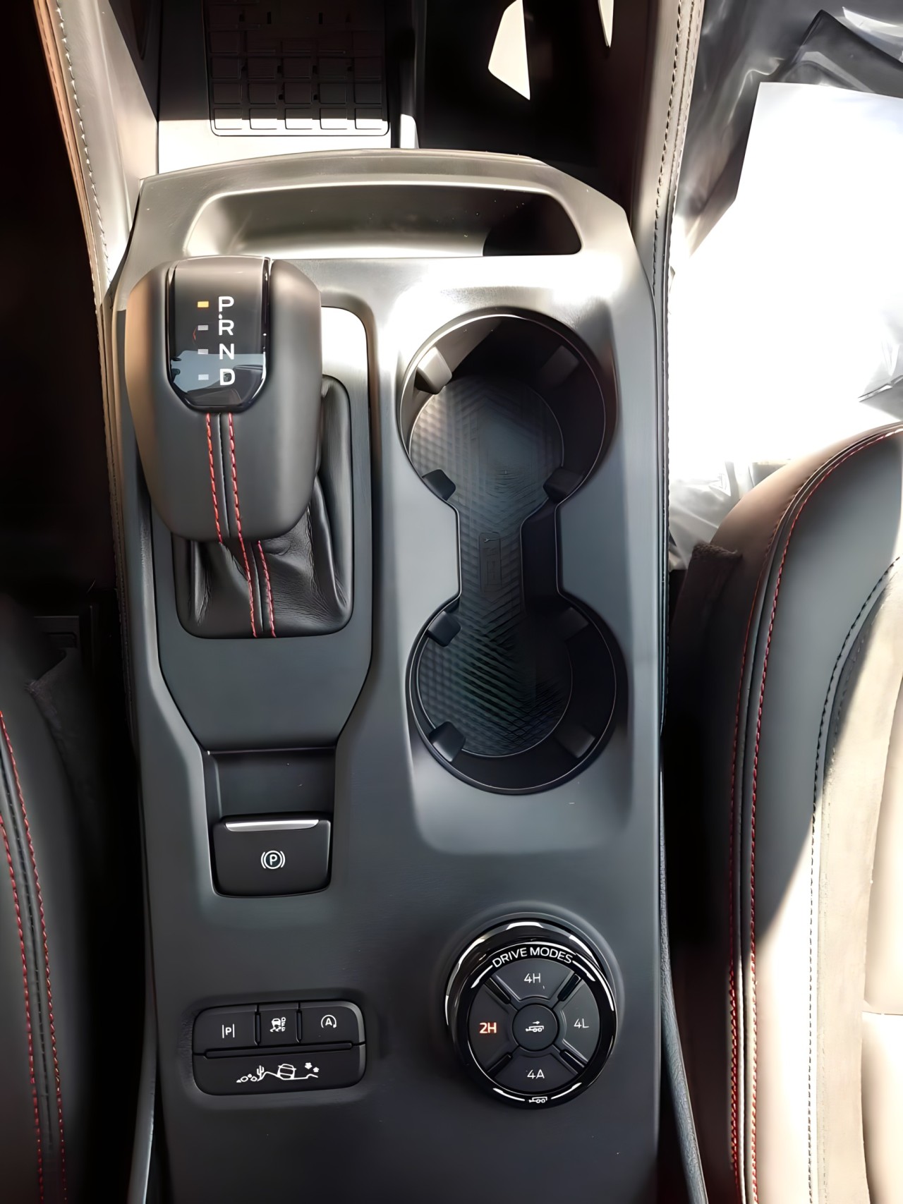 Ford Raptor - foto 11