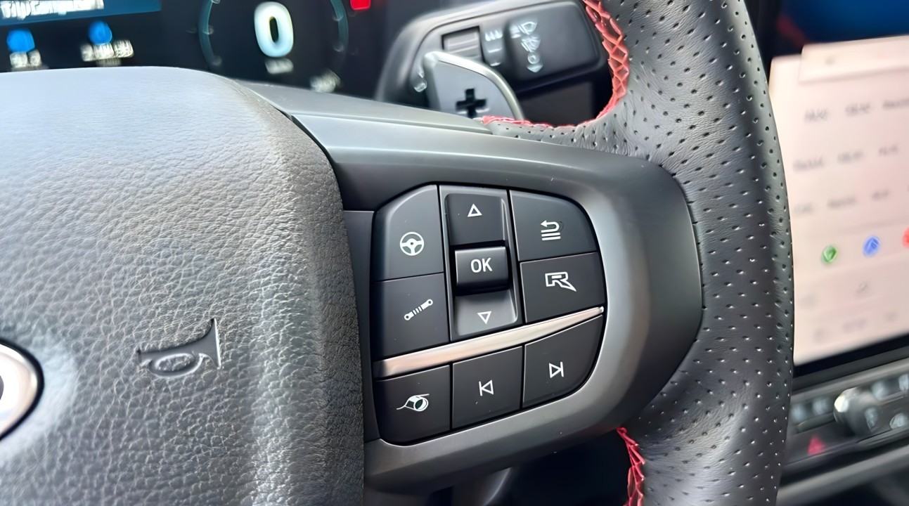 Ford Raptor - foto 8