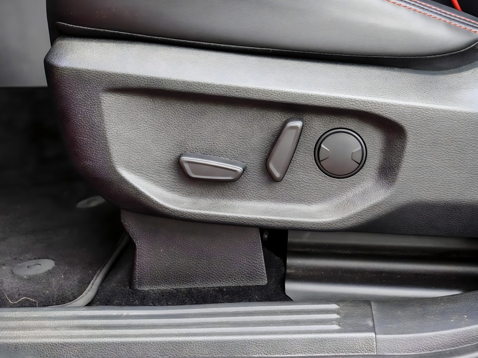 Ford Raptor - foto 11