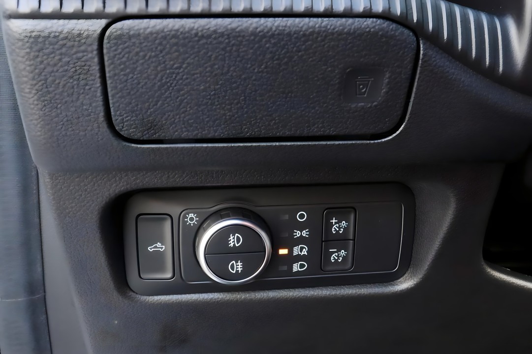 Ford Raptor - foto 15