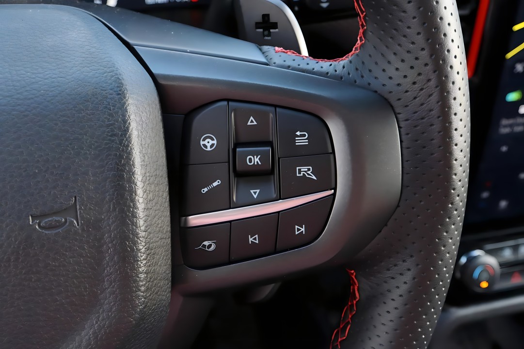 Ford Raptor - foto 11