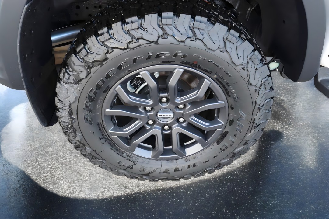 Ford Raptor - foto 27