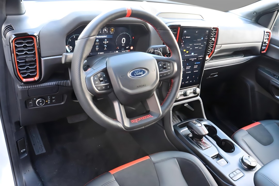 Ford Raptor - foto 7