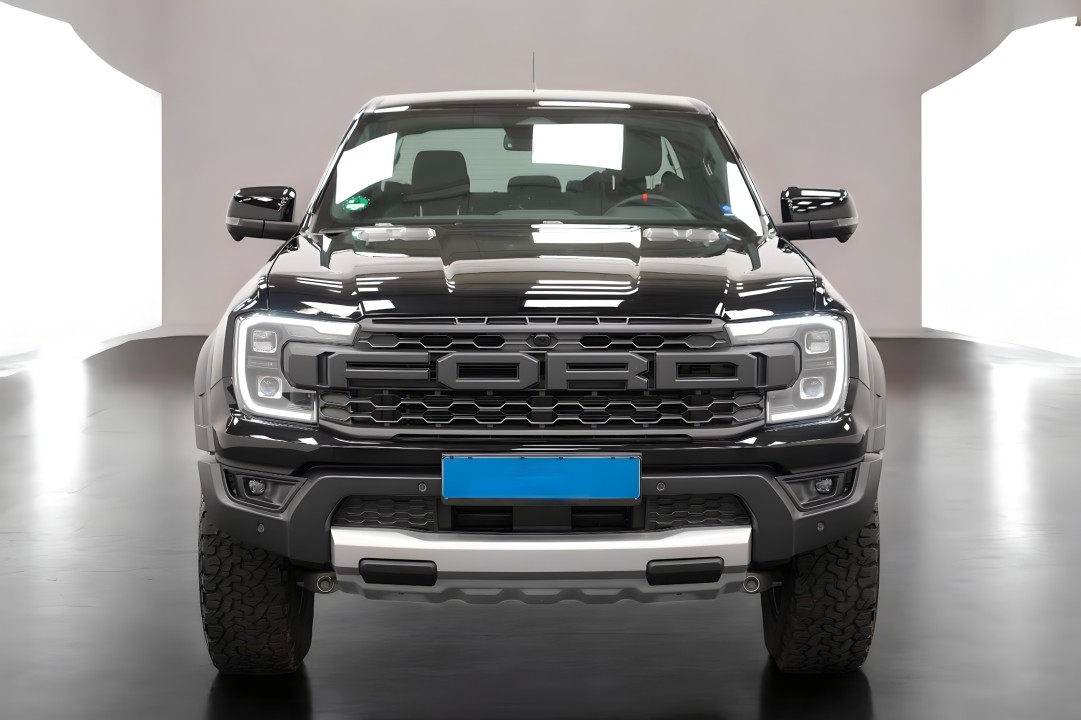 Ford Raptor - foto 8