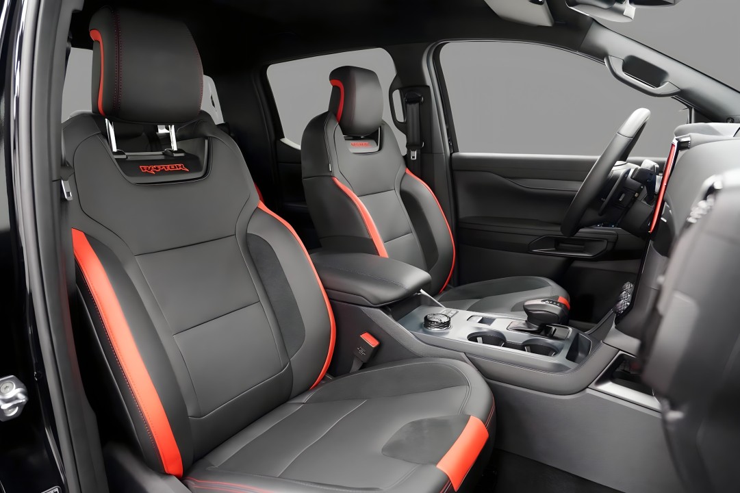 Ford Raptor - foto 14