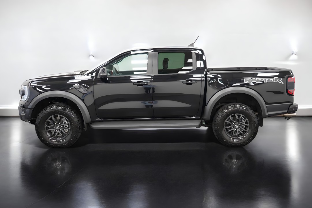 Ford Raptor - foto 6