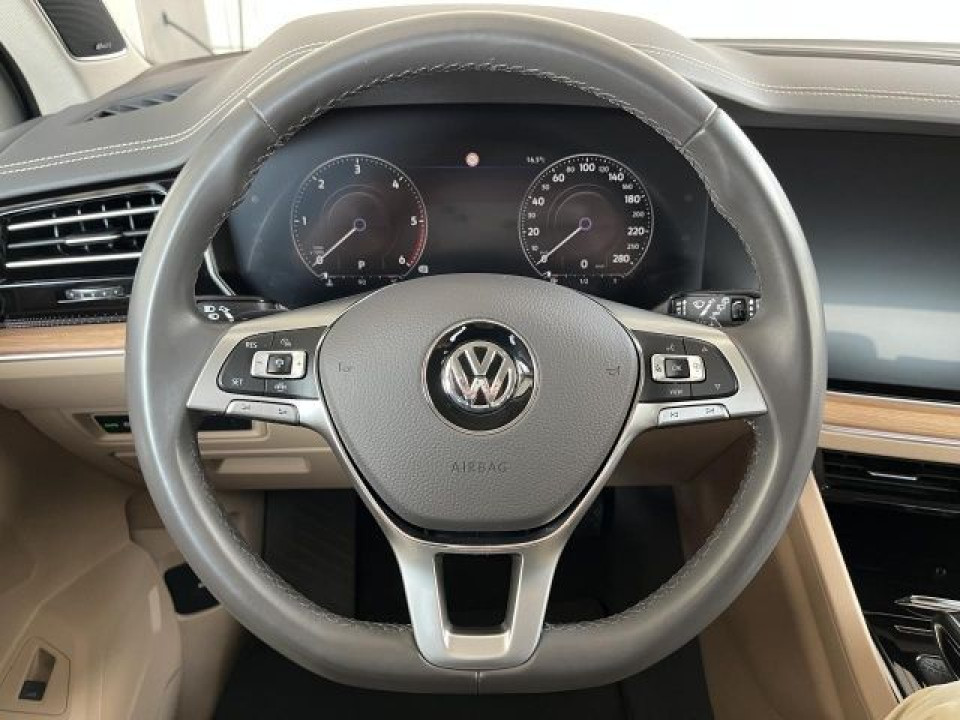 Volkswagen Touareg 3.0 V6 TDI - foto 7