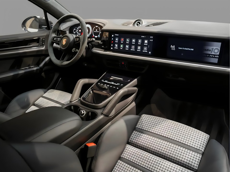 Porsche Cayenne Coupe Turbo E-Hybrid - foto 9