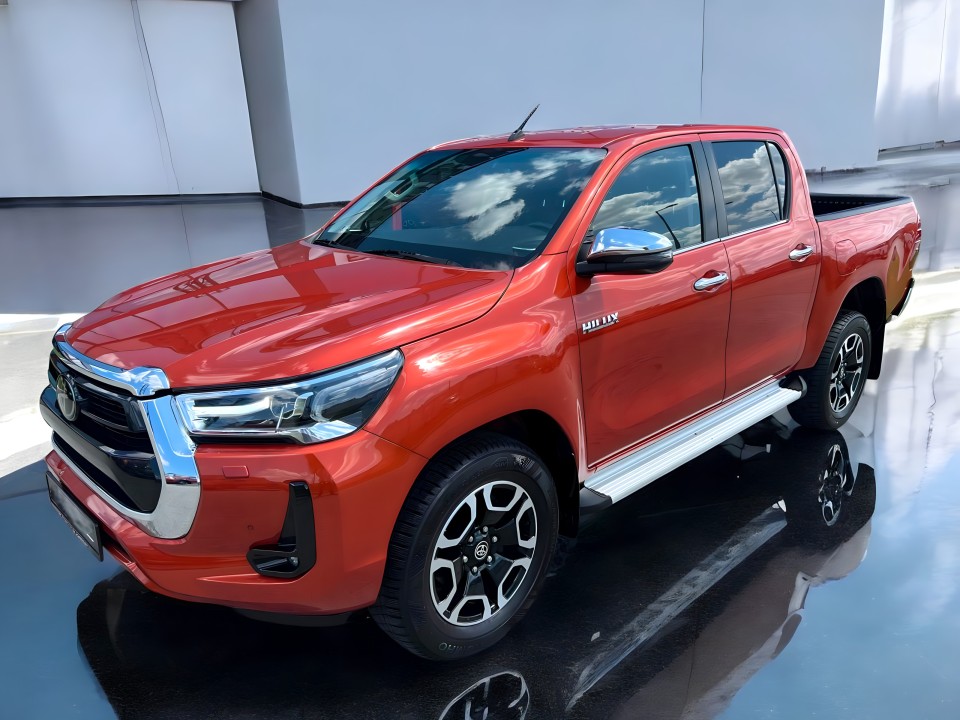 Toyota Hilux 2.8D - foto 7