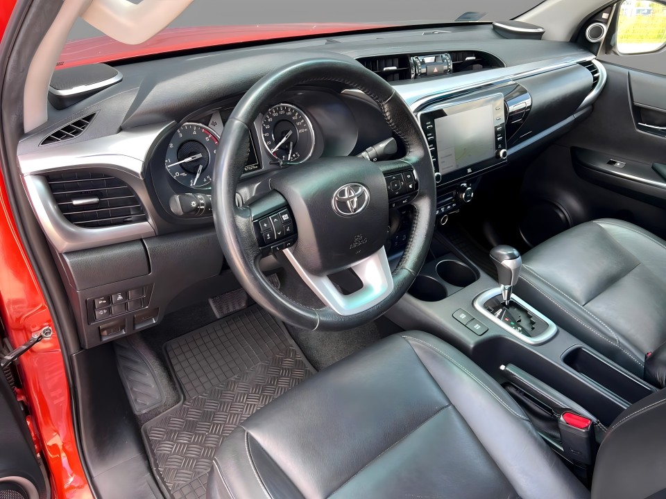 Toyota Hilux 2.8D - foto 15