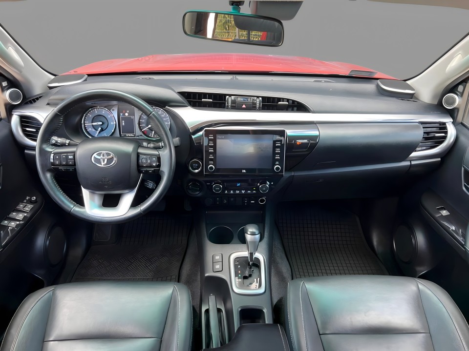 Toyota Hilux 2.8D - foto 14