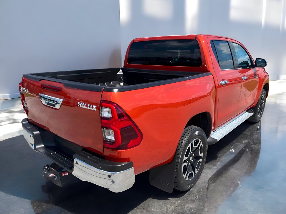 Toyota Hilux 2.8D (3)