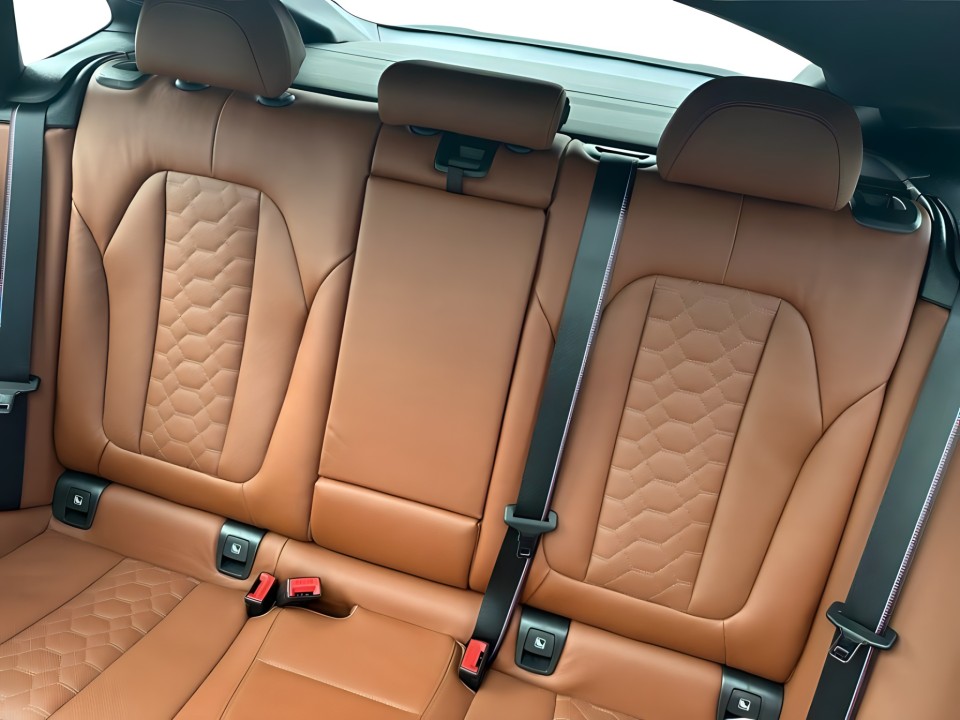 BMW X4 M Competition - foto 10