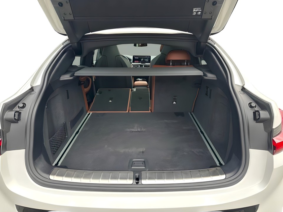 BMW X4 M Competition - foto 15