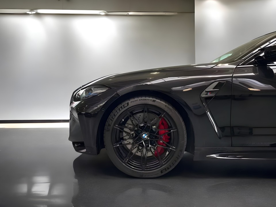 BMW M4 Competition - foto 22