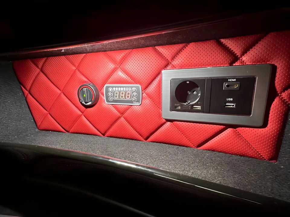 Mercedes-Benz Vito Tourer 119 CDI VIP - foto 18