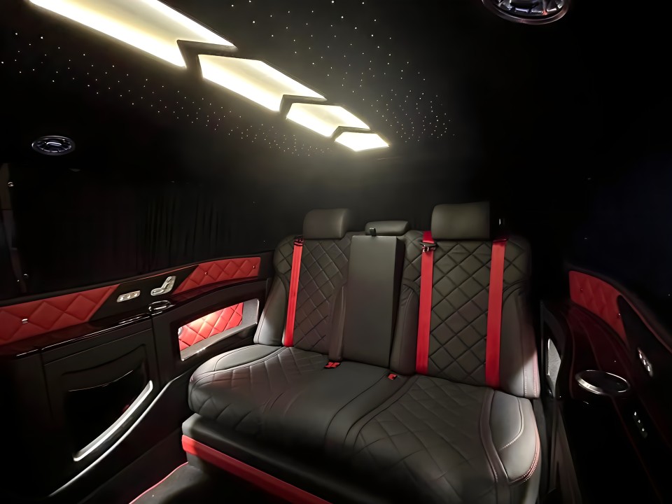 Mercedes-Benz Vito Tourer 119 CDI VIP - foto 13