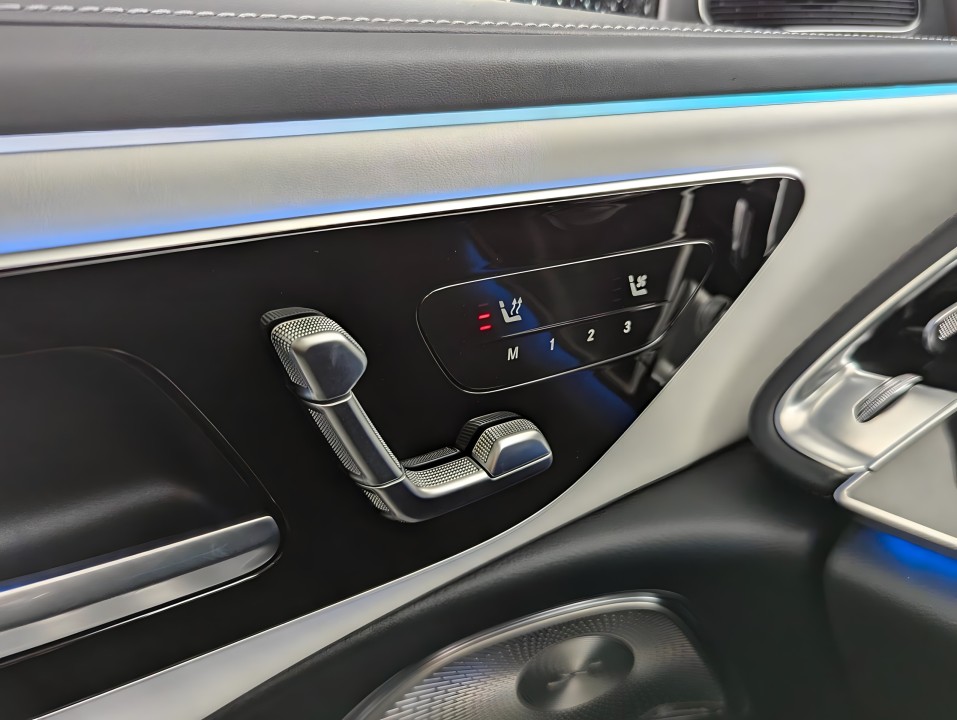 Mercedes-Benz E 300e 4MATIC Exclusive - foto 21