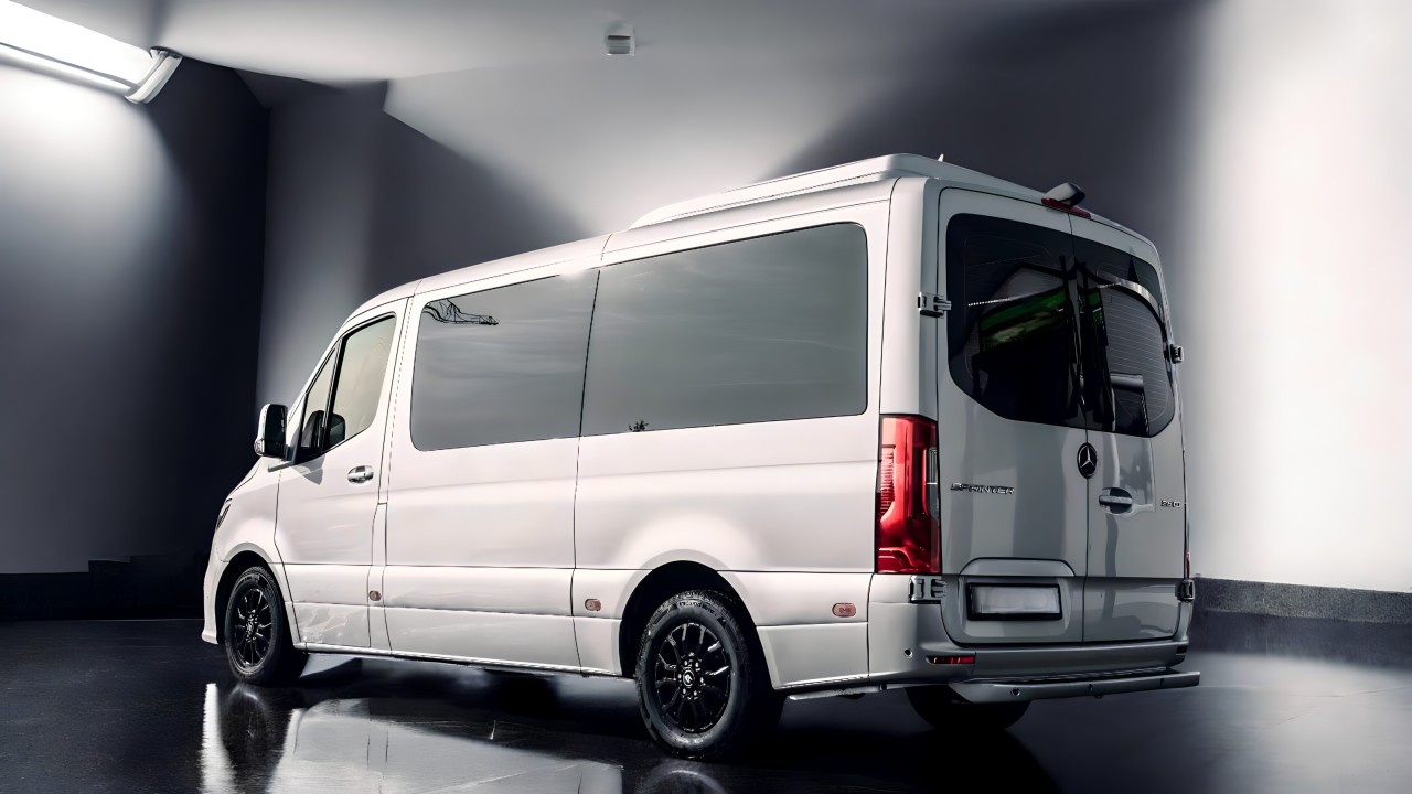 Mercedes-Benz Sprinter Tourer 316 CDI VIP (3)