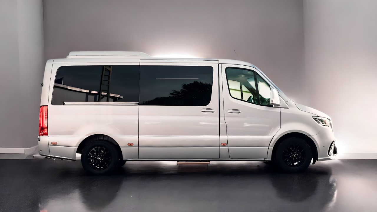 Mercedes-Benz Sprinter Tourer 316 CDI VIP (2)