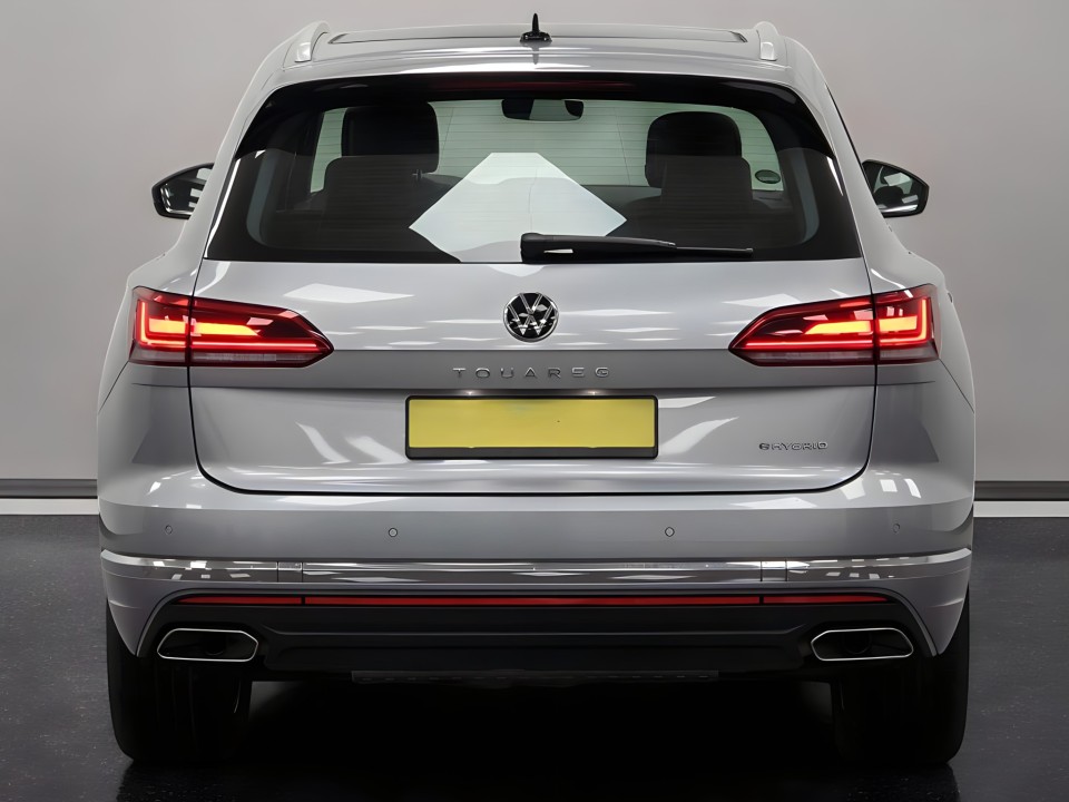 Volkswagen Touareg 4Motion eHybrid R-Line (3)