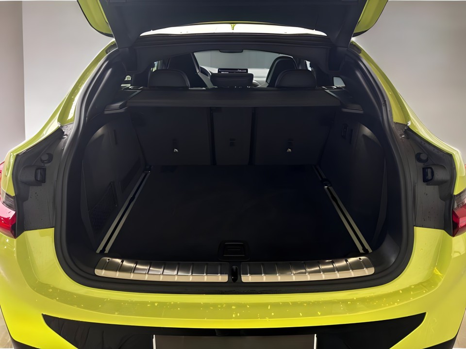 BMW X4 M Competition - foto 11